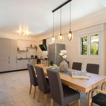 Villa Michael By Vintage Travel