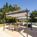 Michael Villa Ermones