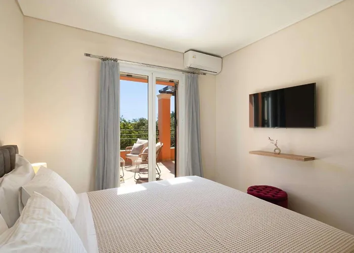 Michael 俄蒙尼斯