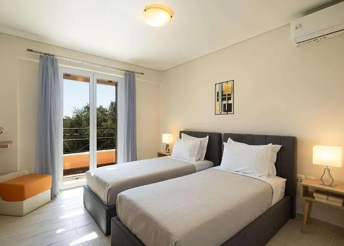 Michael ארמונס